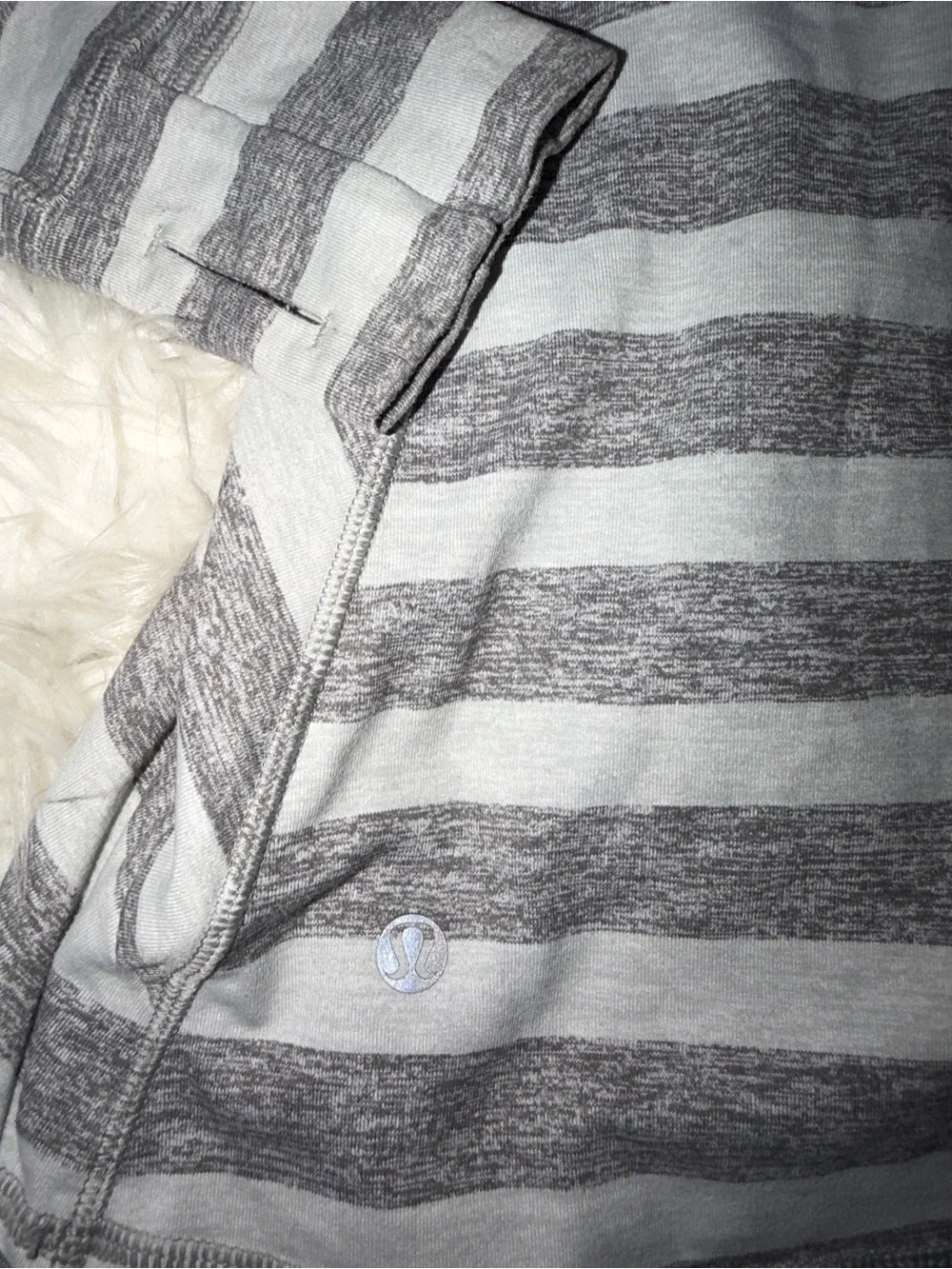 Lululemon Race Your Pace 1/2 Zip in the Marshmallow Stripe Heathered Slate Sz 4